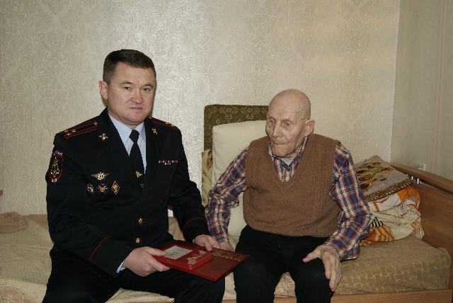 В Бурятии одному из ветеранов войны и МВД исполнилось 103 года