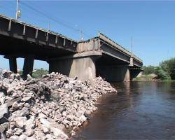 Почему остановились работы по демонтажу старого Удинского моста?