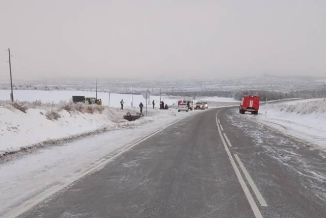 В перевернувшемся авто на трассе в Бурятии погиб водитель 