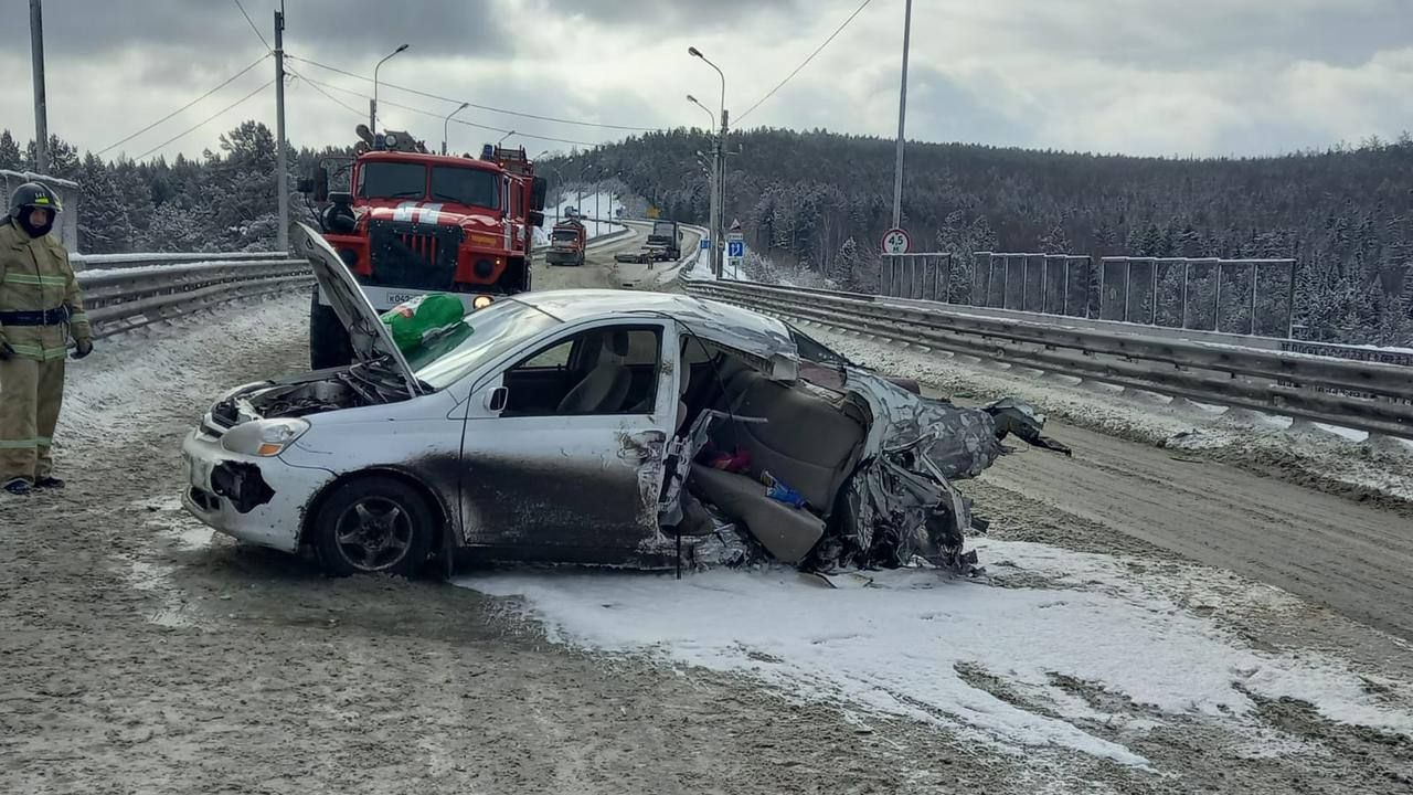 На трассе «Байкал» в ДТП с фурой погиб 11-летний ребенок