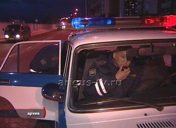 Пистолет и боевую гранату обнаружили полицейские в автомобиле, остановленном на дороге Улан-Удэ