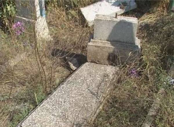 В Бурятии задержали подростка, подозреваемого в осквернении более полусотни могил