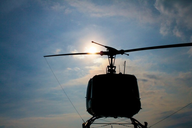 Пилот вертолета, совершившего жесткую посадку в Бурятии, скончался 