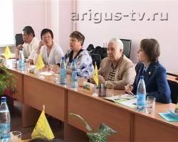 На круглом столе в Улан-Удэ решали, кто и как должен принимать гостей республики