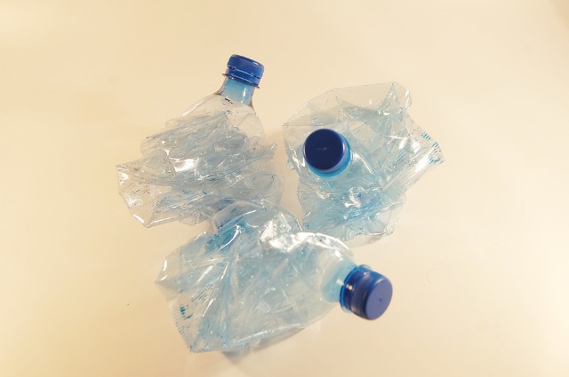 С начала 2017 года в России не будут продавать алкоголь в пластике