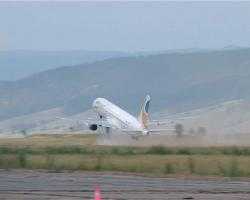 В Улан-удэнском аэропорту начали приземляться Боинги и аэробусы