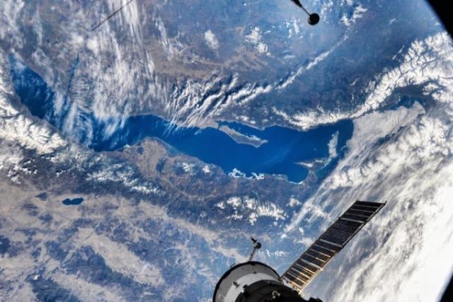 Летний Байкал сфотографировали из космоса
