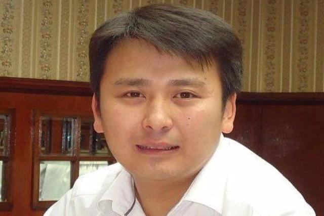Бату Хасиков взял в советники бывшего чиновника администрации Улан-Удэ 