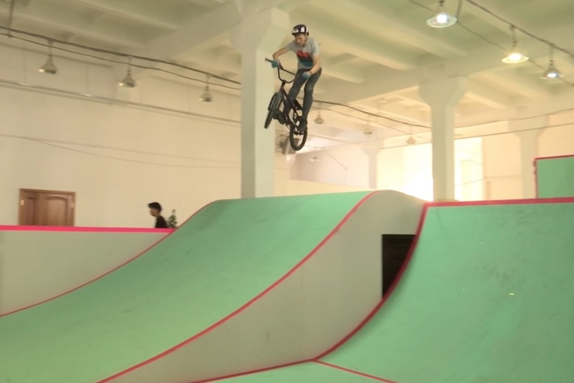 Скейты улан удэ. Скейтборд actiwell. Скейтборд actiwell. Скейты улан удэ. Скейтпарк в парке жанаева улан удэ.