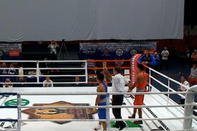 Боксёр из Бурятии Батор Сагалуев вышел в финал чемпионата России (ВИДЕО)