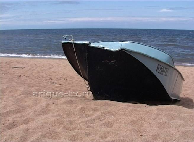На Байкале утонули два человека, и один человек пропал без вести