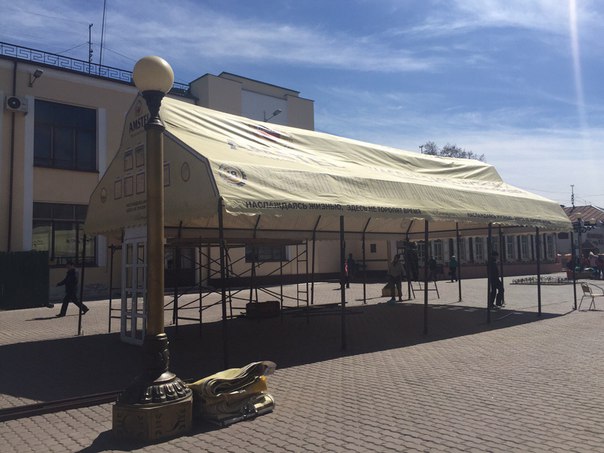 Власти Улан-Удэ задумались и всё-таки не стали ставить скандальную пивную палатку в центре Арбата