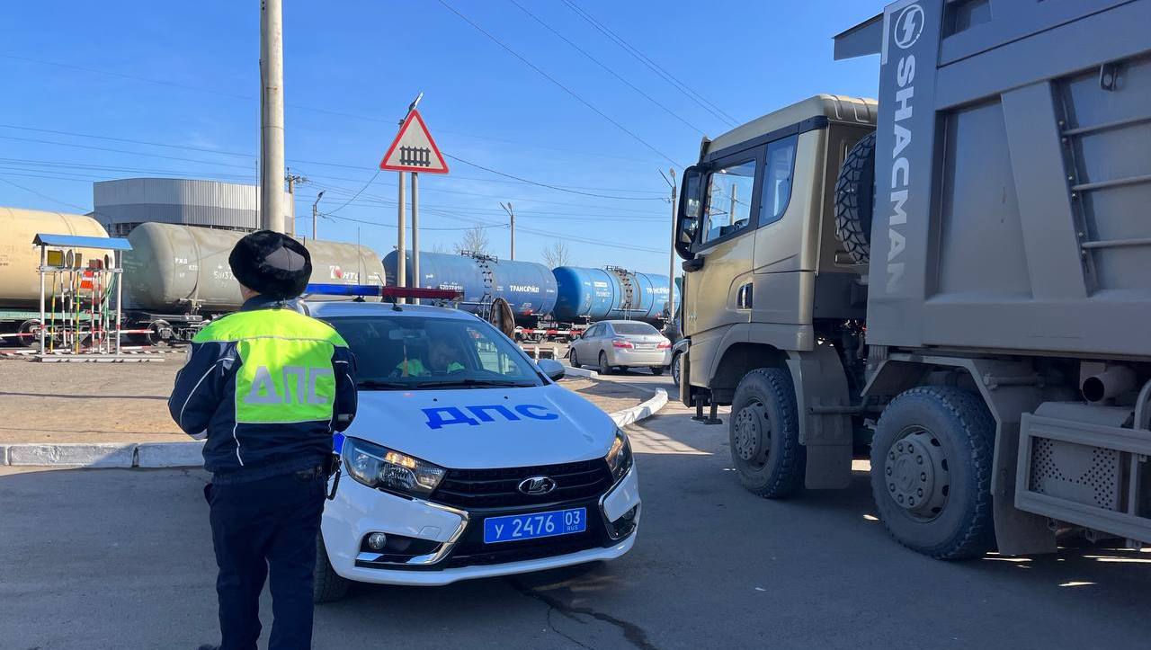 В Улан-Удэ массово проверяют большегрузы