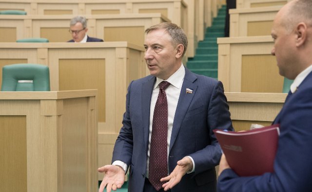 Александр Варфоломеев продолжит представлять парламент Бурятии в Совфеде 