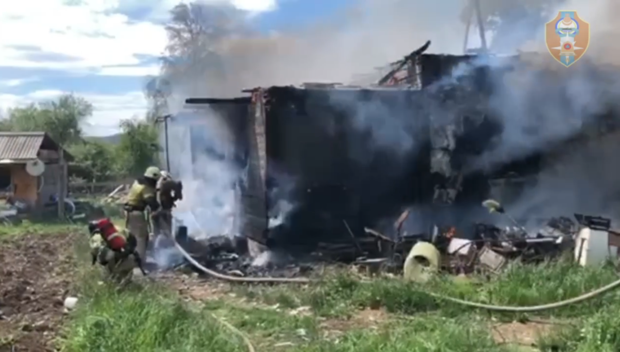 Мужчина погиб на пожаре в пригороде Улан-Удэ