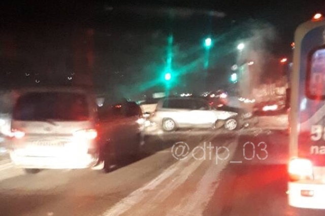 Житель Монголии устроил ДТП в центре Улан-Удэ 