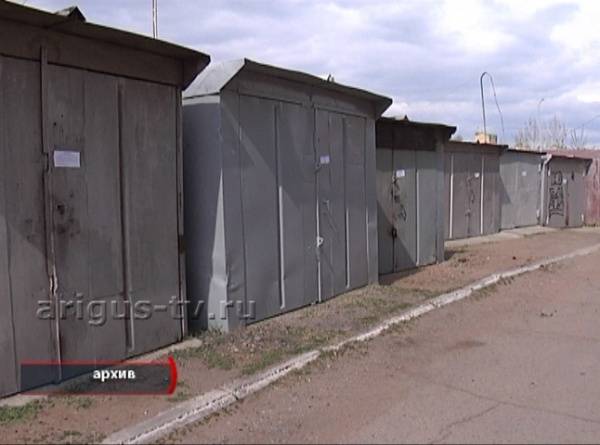 В Улан-Удэ убирают незаконно установленные гаражи