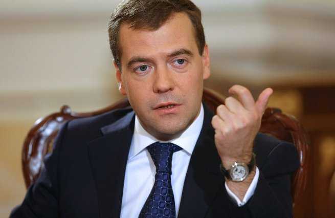 Медведев увеличил перечень видов деятельности, разрешенных в центральной экологической зоне Байкала