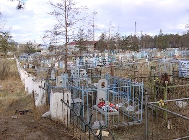 В Улан-Удэ напомнили о запрете на посещение кладбищ