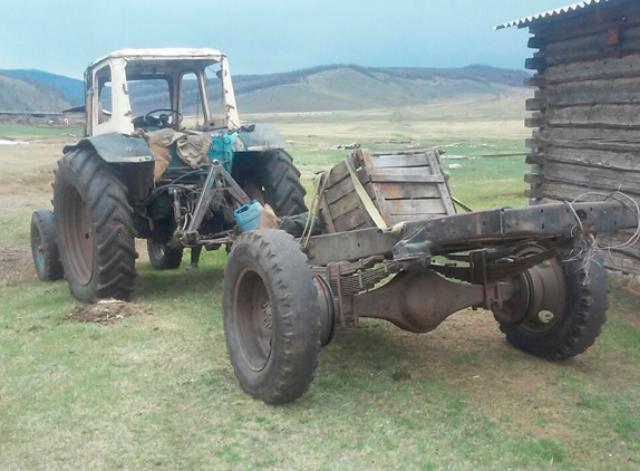 В Бурятии поездка в самодельном прицепе от трактора обернулась смертью для пассажира
