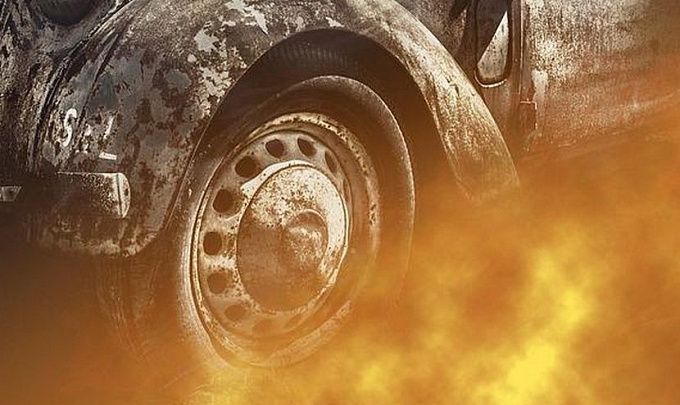 Три автомобиля и мотоцикл сгорели на пожаре в Улан-Удэ