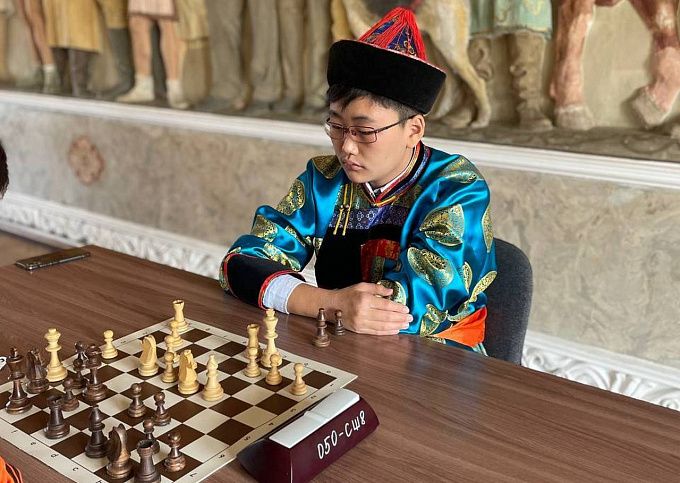Юный шахматист из Бурятии стал международным мастером