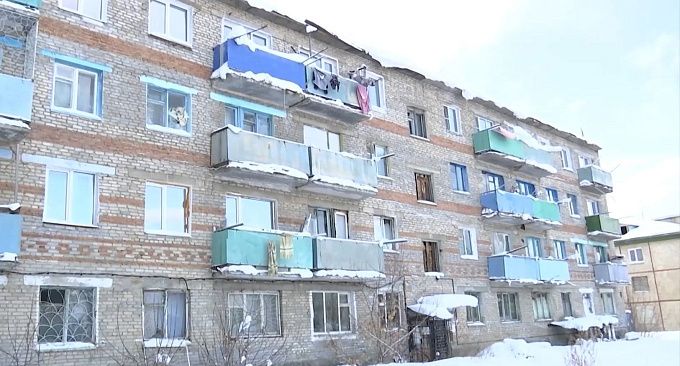 Бастрыкин заинтересовался домом с фекальным озером в Каменске