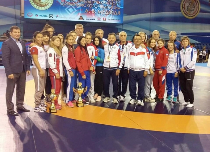 Бурятские борицы завоевали медали международного турнира
