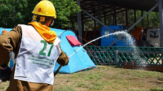 «Здесь работают фанаты своего дела»: В Бурятии выбрали лучшего лесного пожарного