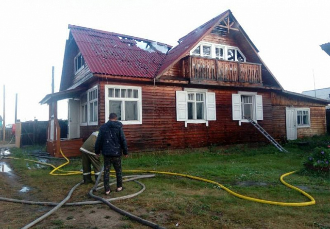На Байкале горел гостевой дом (ФОТО) 
