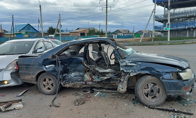 В Улан-Удэ скончался водитель «Ниссана», пострадавший в тройном ДТП