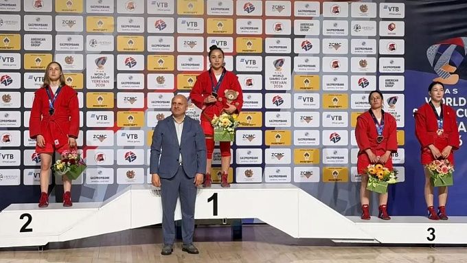 Самбистка из Бурятии взяла золото Кубка мира