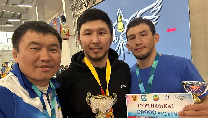 Борцы Бурятии завоевали медали на всероссийских соревнованиях