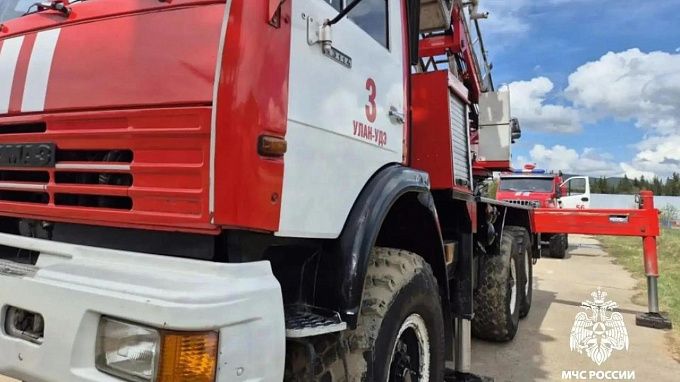 Женщина отравилась угарным газом на пожаре в Улан-Удэ