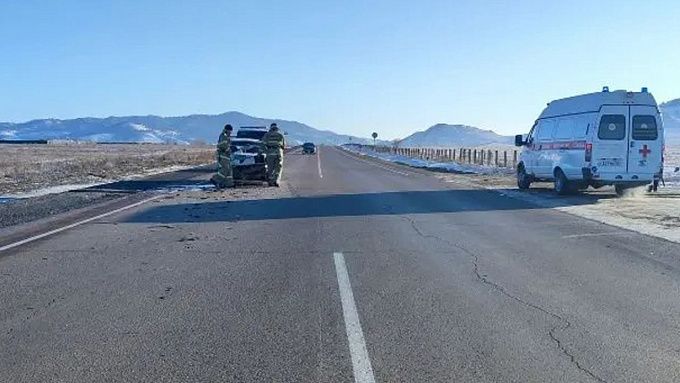 В Бурятии 3-летняя девочка и ее мать пострадали в ДТП