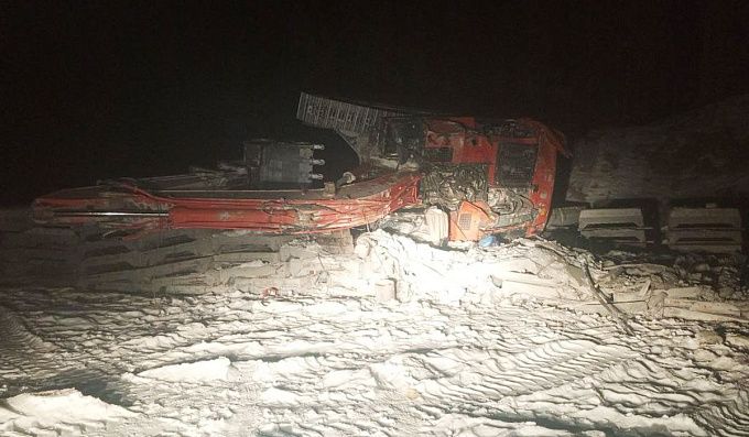 Экскаватор опрокинулся в районе Бурятии