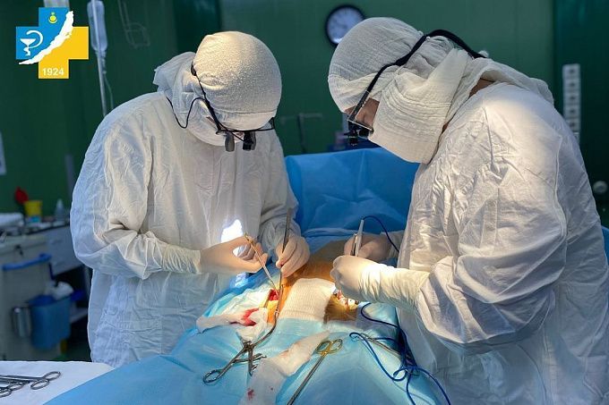 В Бурятии врачи спасли женщину, проведя операцию на сердце через крохотный разрез