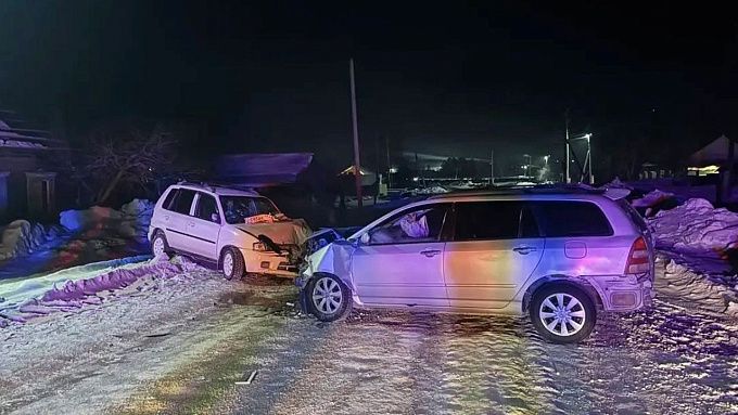 Два водителя без прав пострадали в аварии в районе Бурятии