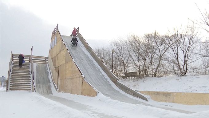 Юрист рассказал, что грозит жителям Бурятии за самодельные горки
