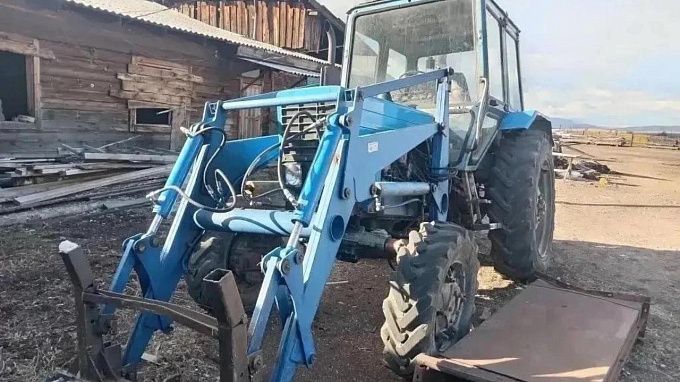 Трактор конфисковали у черного лесоруба в районе Бурятии