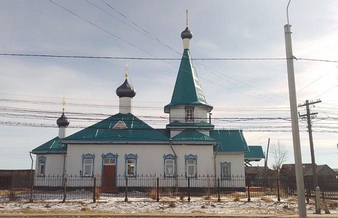 «Озерное» профинансировало ремонт крыши храма в селе Сосново-Озёрское