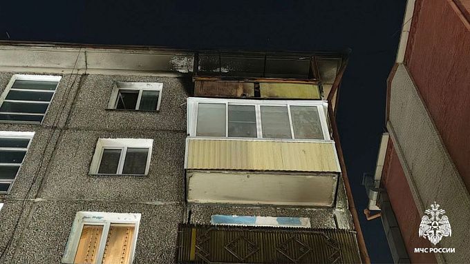 Женщина отравилась угарным газом на пожаре в Улан-Удэ