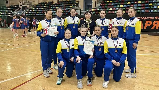 Юные волейболистки из Бурятии завоевали золото первенства ДФО