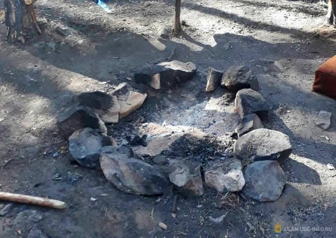 В Улан-Удэ бомжи устроили пожар в лесу