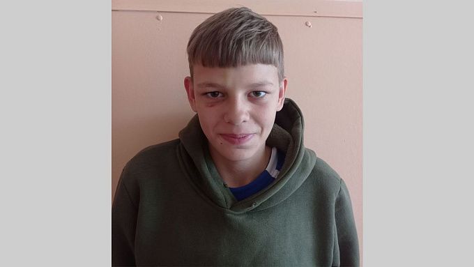 16-летний подросток со шрамом на руке пропал в Бурятии