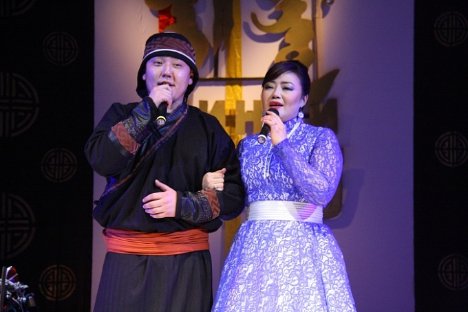 Сэсэгма и Чингис Раднаев ищут талантливых детей - исполнителей бурятской народной песни