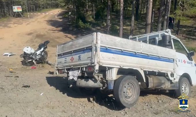 Водитель и пассажир мотоцикла погибли в ДТП в Бурятии