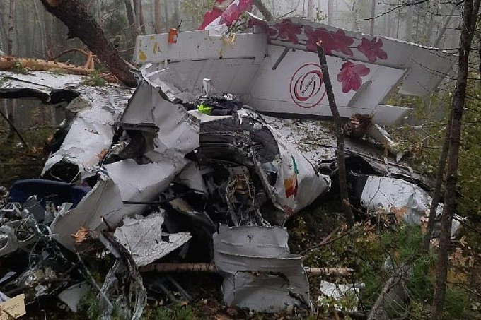 Следком назвал основные версии крушения самолета в Иркутской области