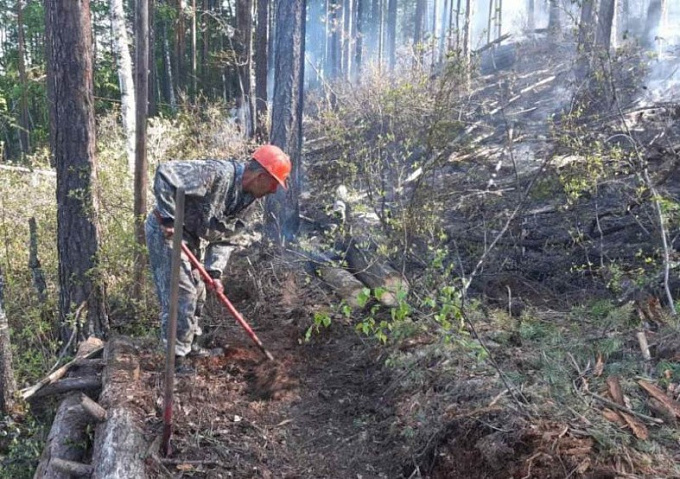 В Бурятии потушили три лесных пожара