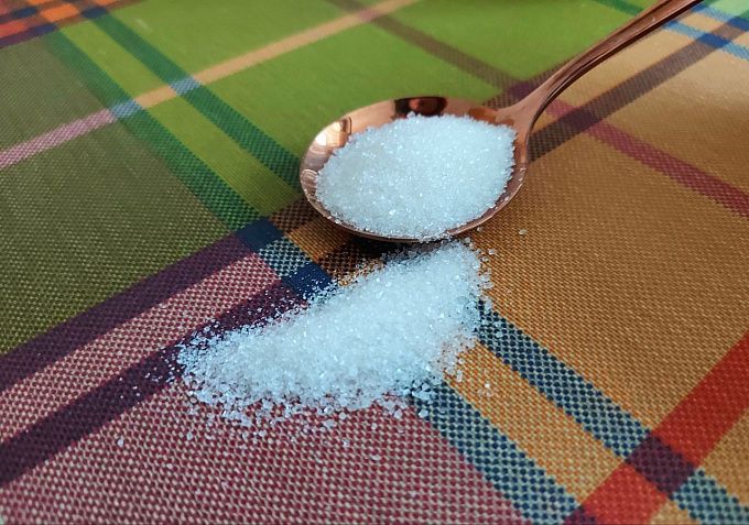 Жителям Бурятии рассказали, как уменьшить потребление соли и сахара